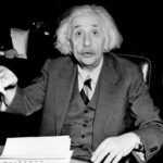 Pemahaman Lengkap Teori Relativitas Albert Einstein dan Penerapannya dalam Fisika Modern, Astronomi, Teknologi Satelit, Energi, serta Dampaknya terhadap Pemahaman Ruang dan Waktu